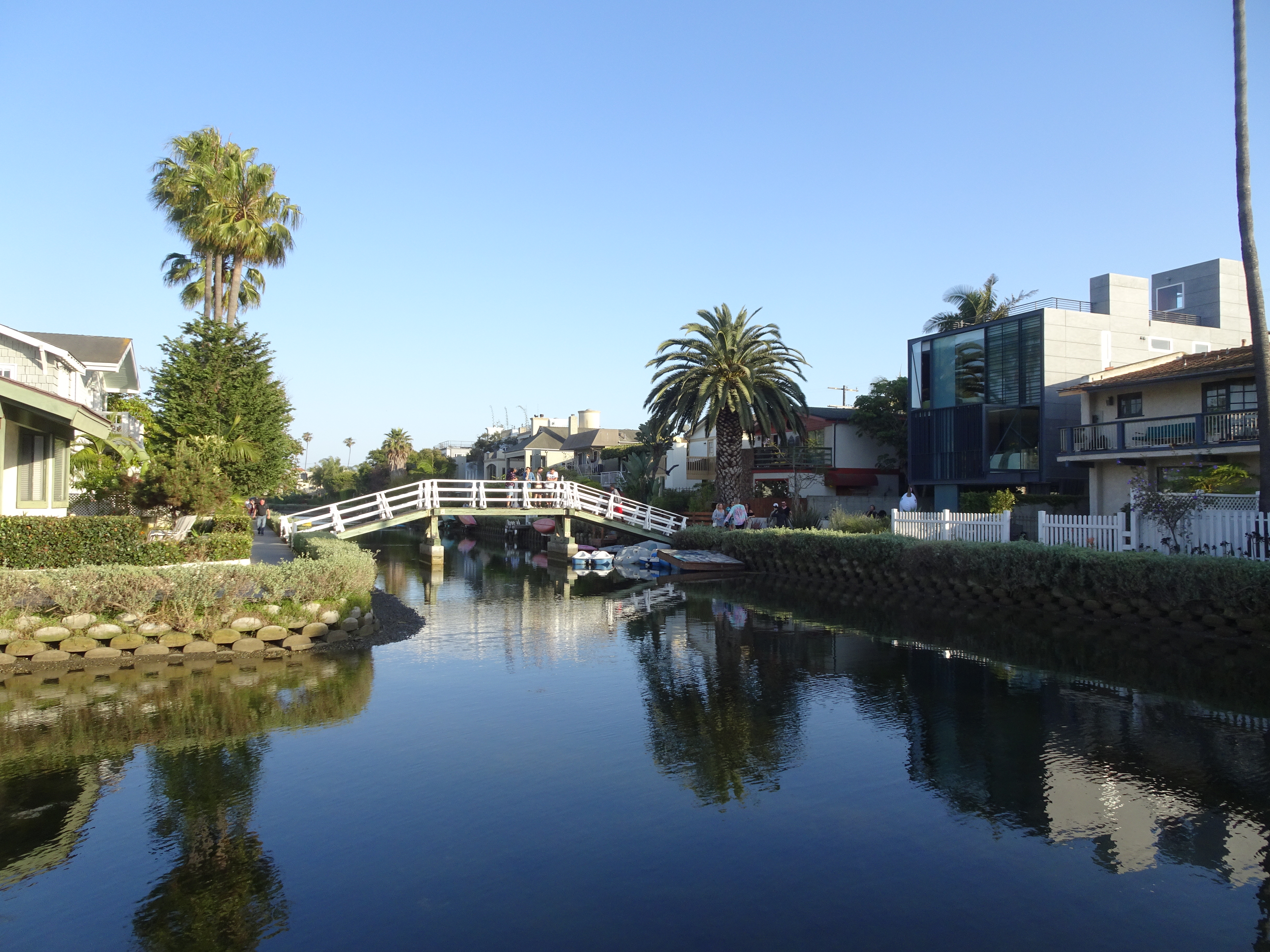 california venice usa canales casas puentes (14)