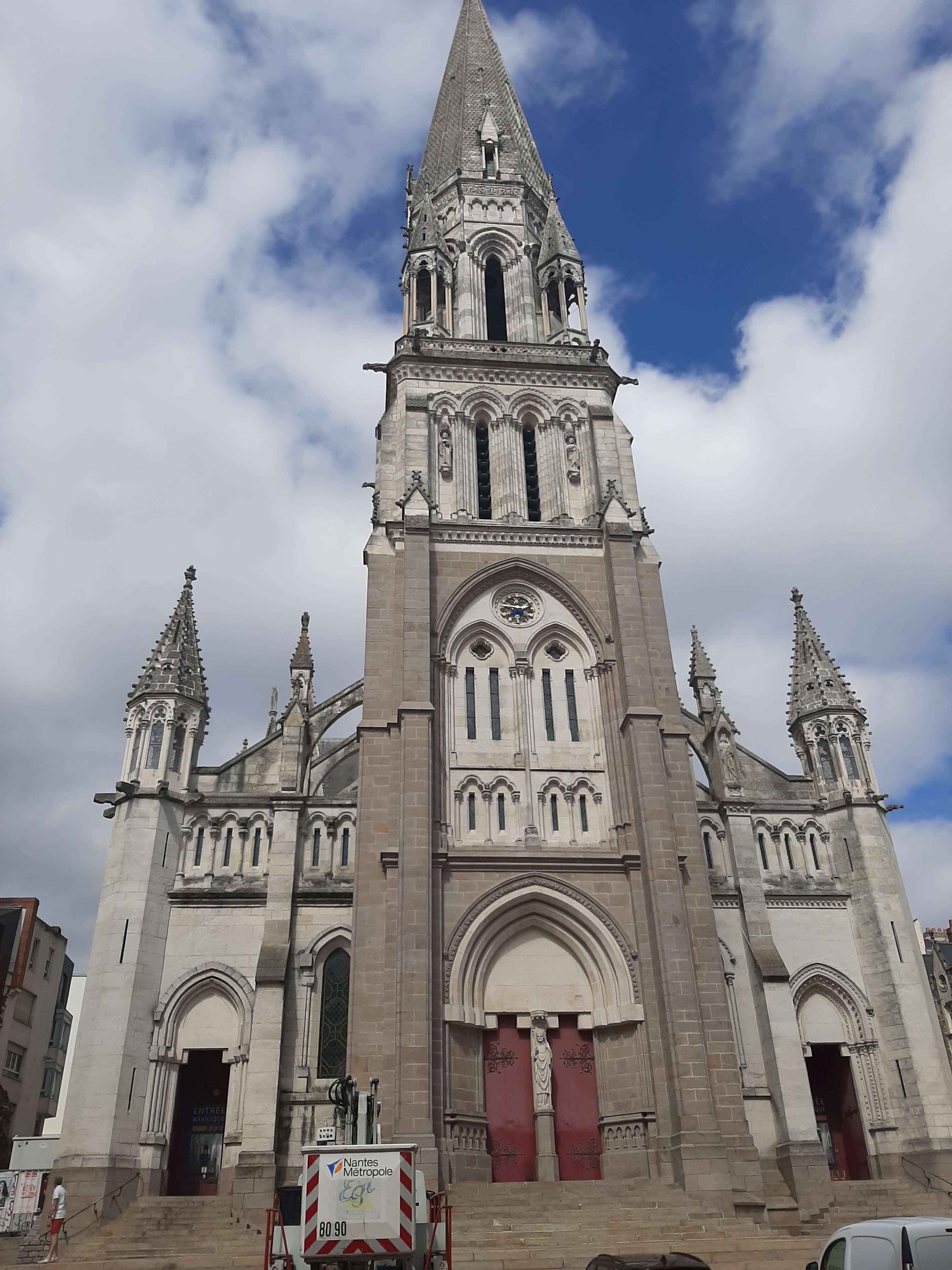 España Francia 2019 - Nantes - Basilica de San Nicolas
