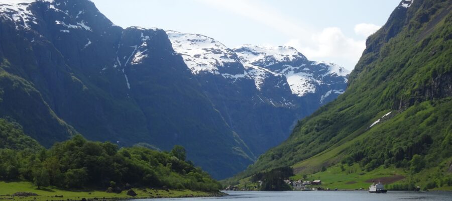 Norway in a nutshell - navegando fiordos en Noruega